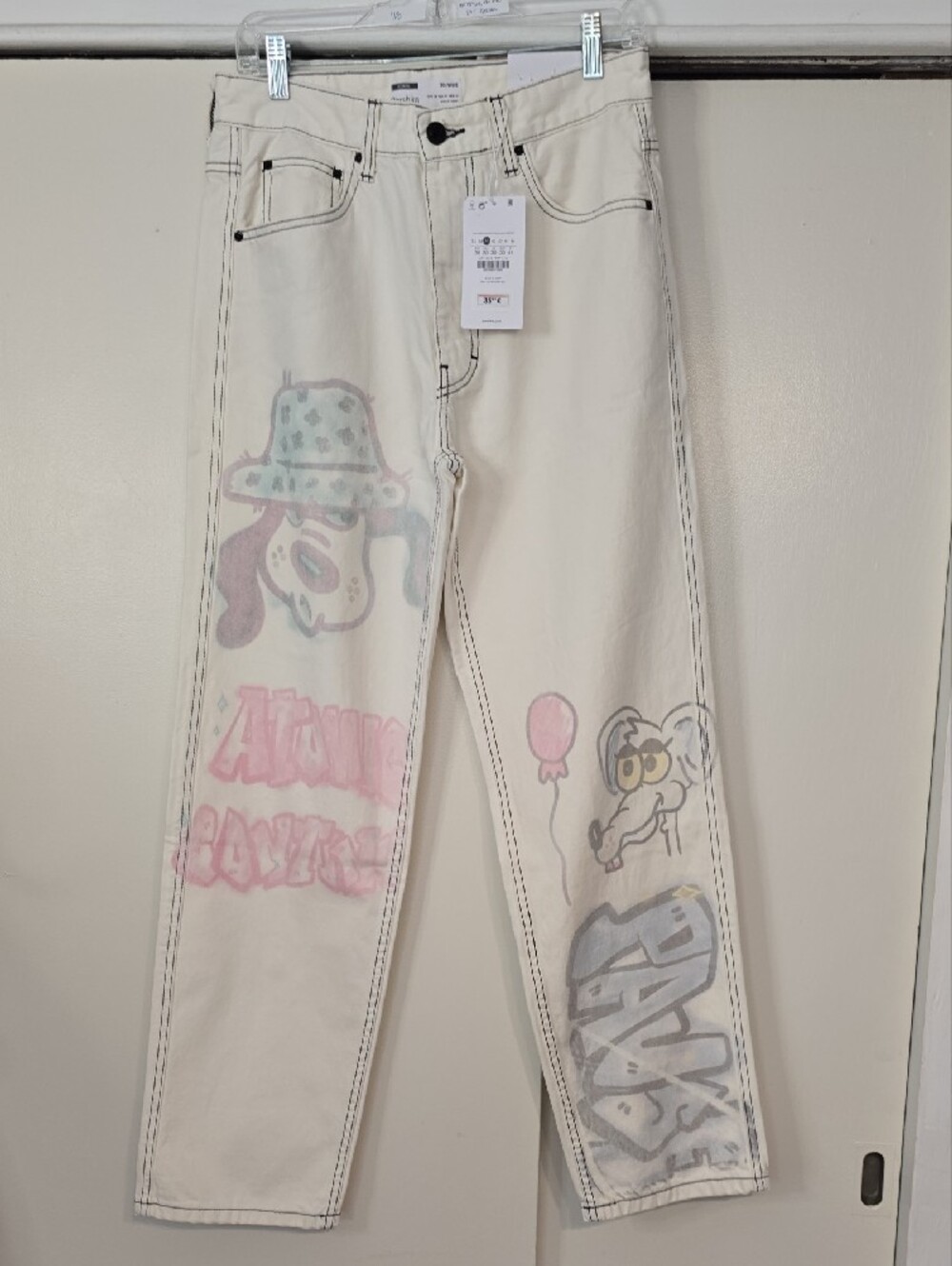 Bershka Cream Wide-Leg Graphic Jeans with Pastel Artwork - Picture 2 of 11